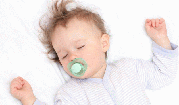 kāpēc bērns sāk mierīgi gulēt