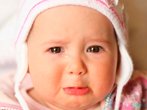 kaip nuraminti verkiantį kūdikį