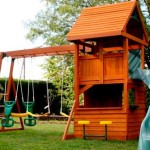 Παίξτε ξύλινα σπίτια για παιδιά με κούνια και τσουλήθρα