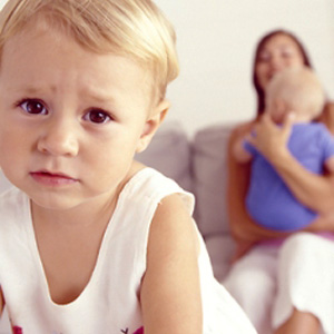 What to do if the oldest child is jealous of the youngest