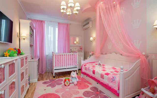 Baby-pige-værelse