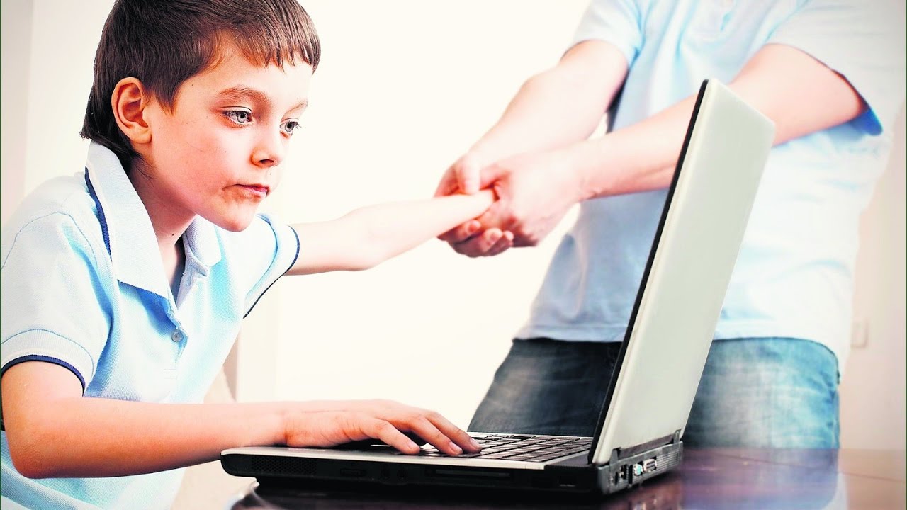 Como a Internet afeta uma criança