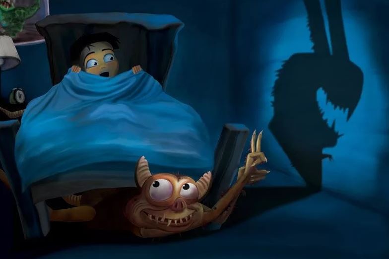 il bambino teme il mostro sotto il letto
